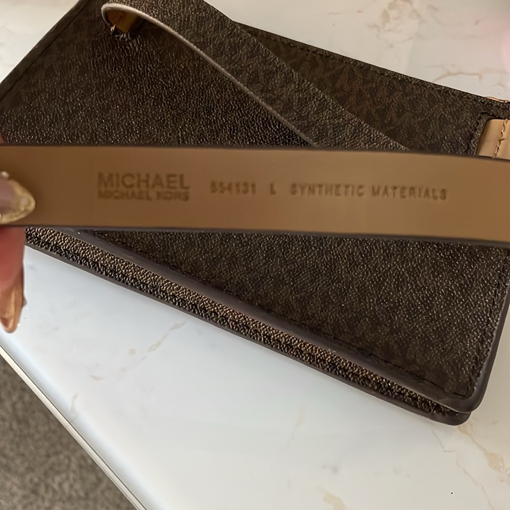 Michael Kors NWT Monogram Belt Bag Brown womans Large - Picture 7 of 7